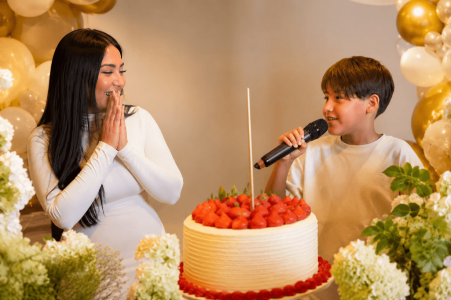 Filho de Simaria surpreende com pedido inusitado durante aniversário da